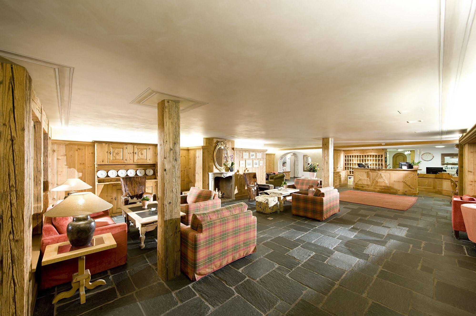 Hotel Alpina Klosters Ngoại thất bức ảnh