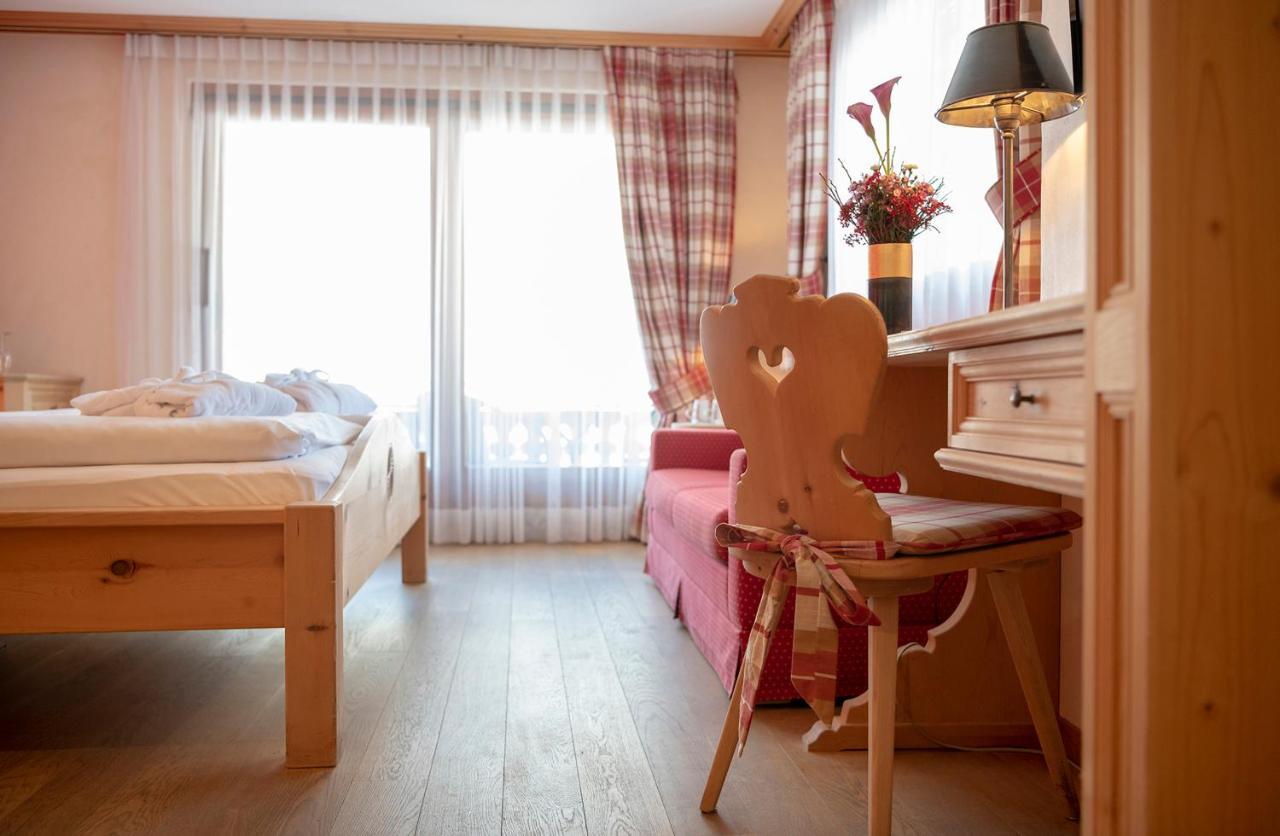 Hotel Alpina Klosters Ngoại thất bức ảnh