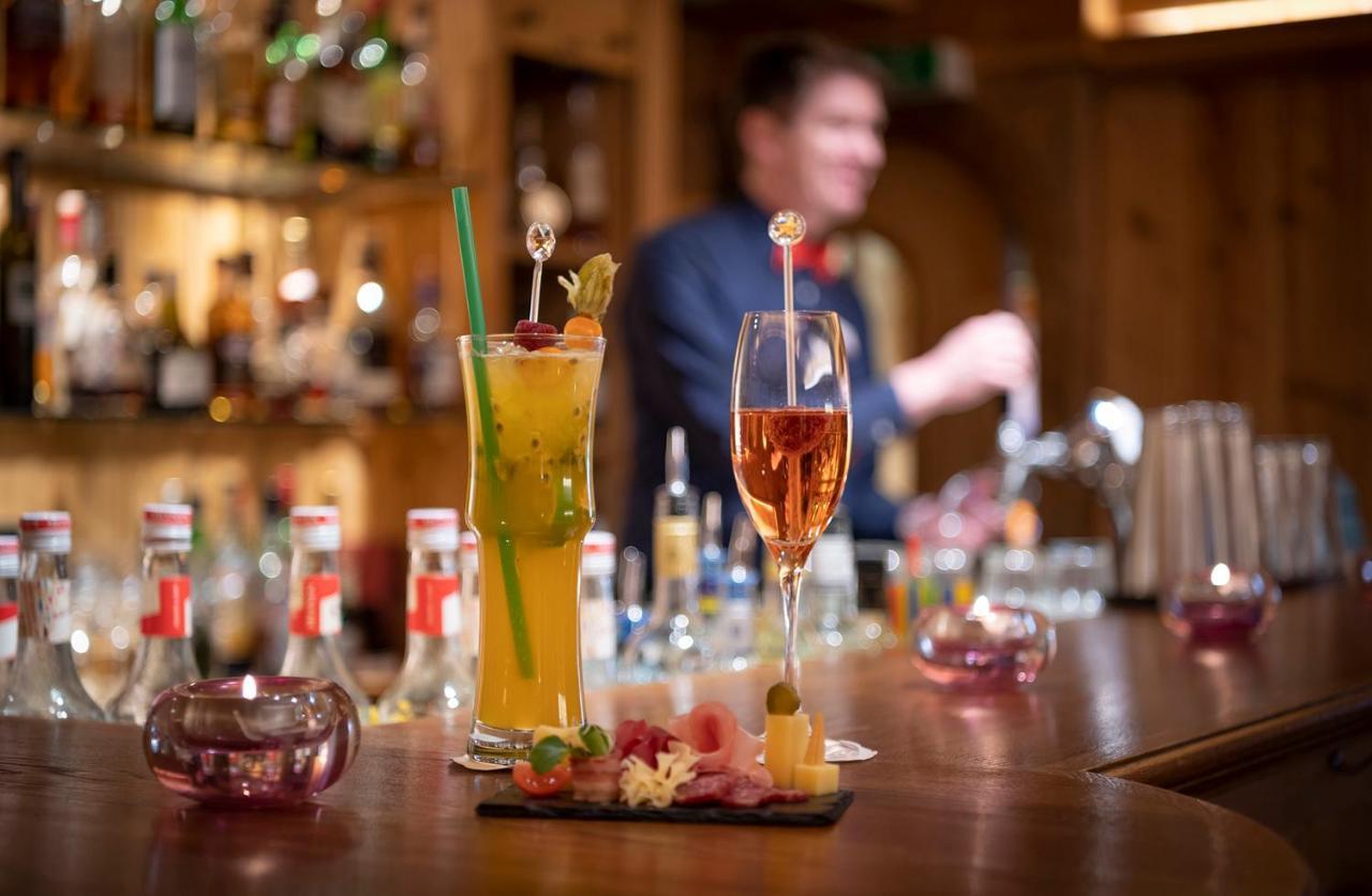 Hotel Alpina Klosters Ngoại thất bức ảnh